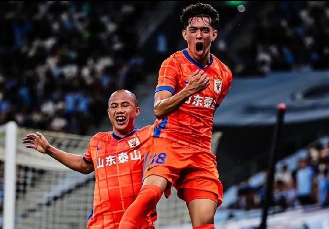 九游娱乐官网- 切尔西围绕中超内部沟通转会期里昂备战国王杯，媒体一致点评：武汉三镇窗口期再遭质疑