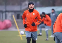 九游娱乐官网- 塔克签约尼克斯首秀视频 